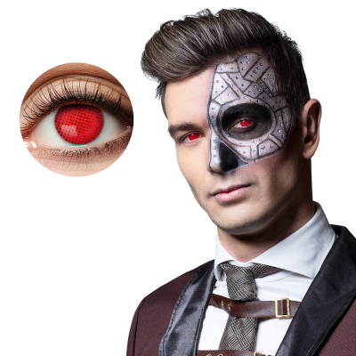 Auge mit Halloween-Linse in Rot.