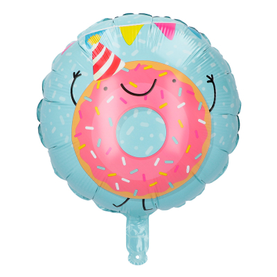 Een lichtblauwe folieballon met als design een grote roze donut met sprinkles, een lachend gezichtje en een rood/wit feesthoedje op.