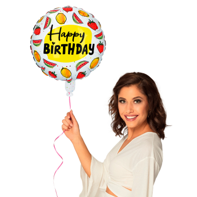 Weißer Folienballon mit Wassermelonen-, Zitronen- und Erdbeermotiv und dem Text "Happy Birthday".
