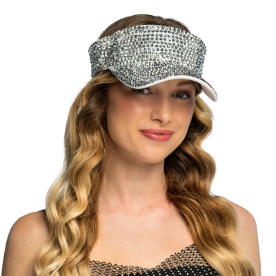 Frau mit silberner Glitzer-Sonnenblende, perfekt f�r Disco-Party, Karneval oder Festival.