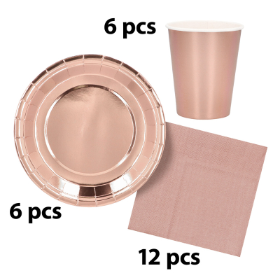 Rose gold party set with 6 plates, 6 cups and 12 napkins for small parties, ideal for birthdays, New Year's Eve or elegant get-togethers.