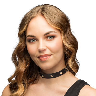 A woman wears a black choker with small silver studs to complement her edgy punk & rock outfit.