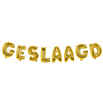 Slinger met gouden folieballonnen die samen het woord geslaagd vormen.
